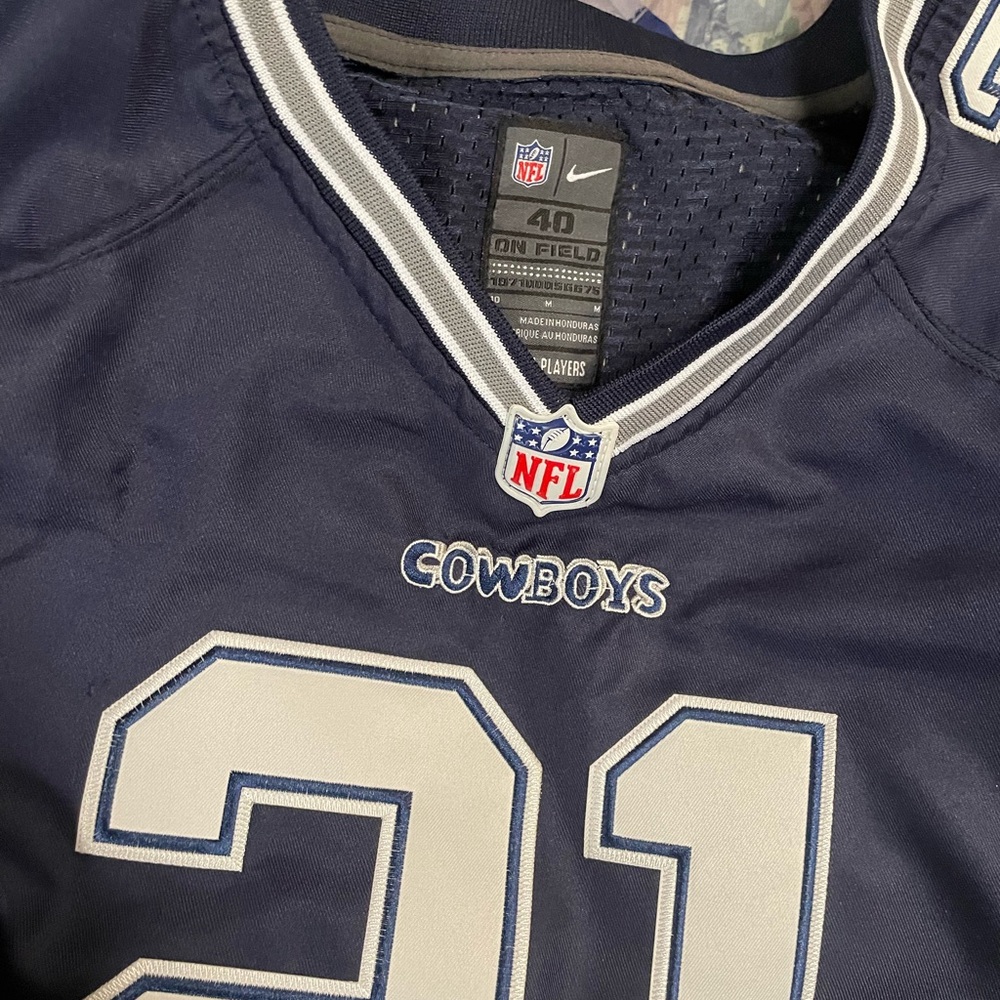Elliot Jersey Brand New Size 40 Dallas Cowboys